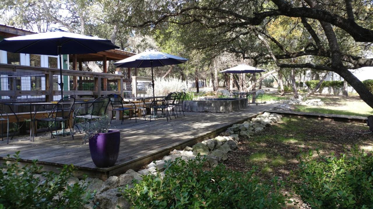 Wimberley Inn & Bar Ngoại thất bức ảnh