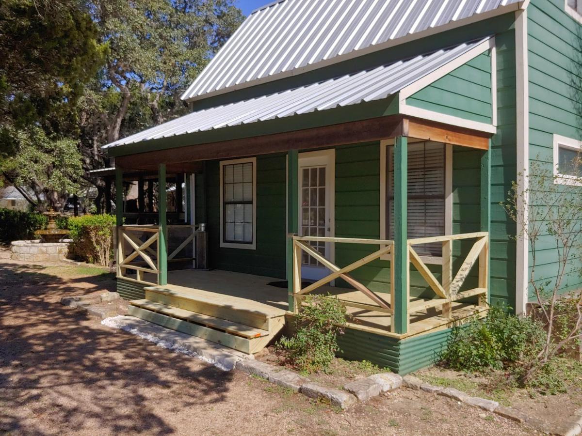Wimberley Inn & Bar Ngoại thất bức ảnh
