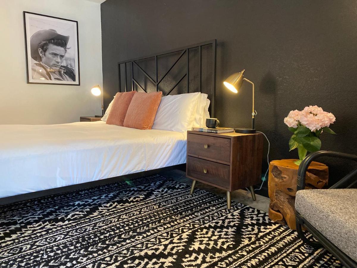 Wimberley Inn & Bar Ngoại thất bức ảnh
