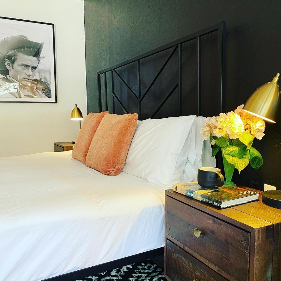 Wimberley Inn & Bar Ngoại thất bức ảnh
