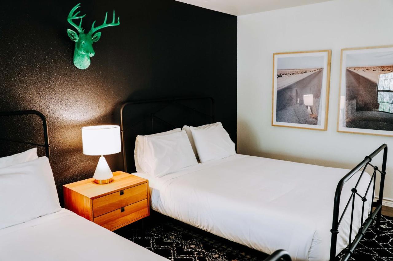 Wimberley Inn & Bar Ngoại thất bức ảnh